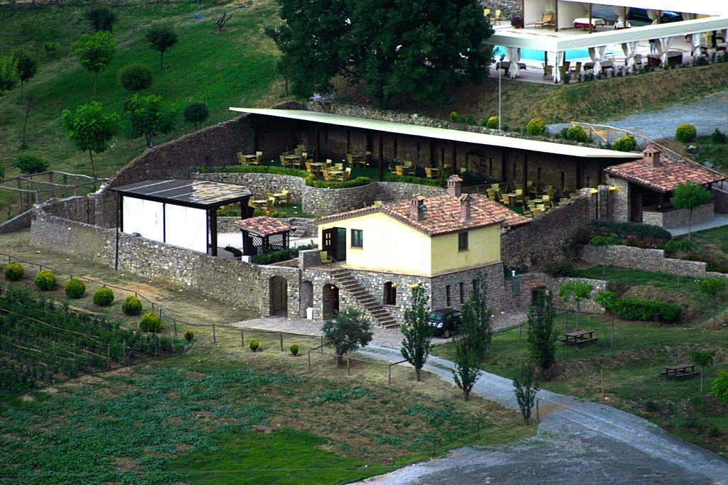 Agriturismo L'Arca Di Anna Brambilla 贝尔韦代雷 外观 照片