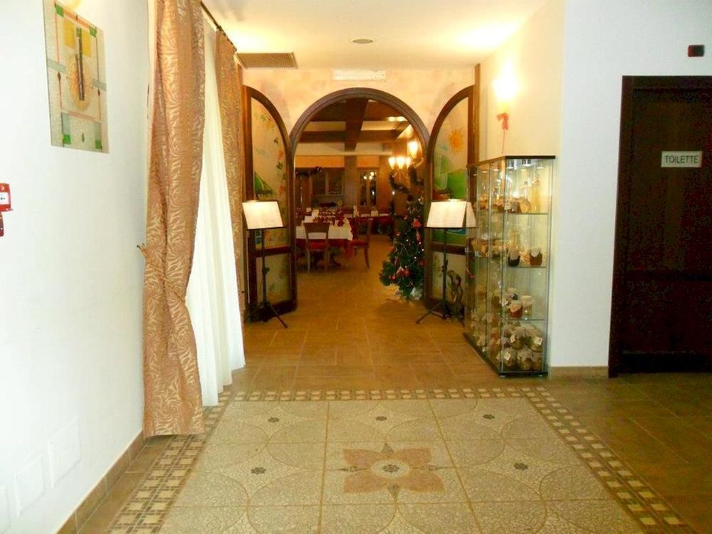 Agriturismo L'Arca Di Anna Brambilla 贝尔韦代雷 外观 照片